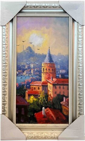 Galata Kulesi ve İstanbul silüetini gün batımı renkleriyle gösteren dikey formda yağlı boya tablo.